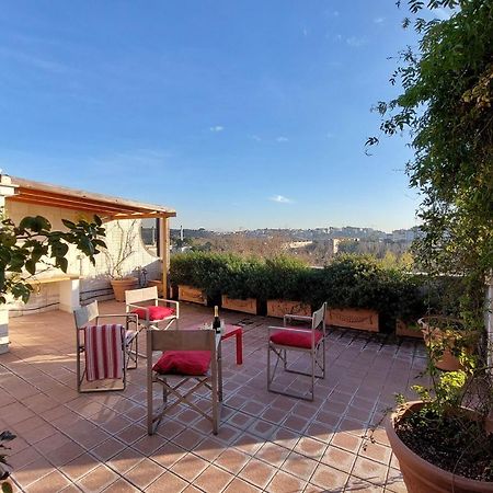Beautiful Loft In Ponte Milvio With Terrace Lägenhet Rom Exteriör bild