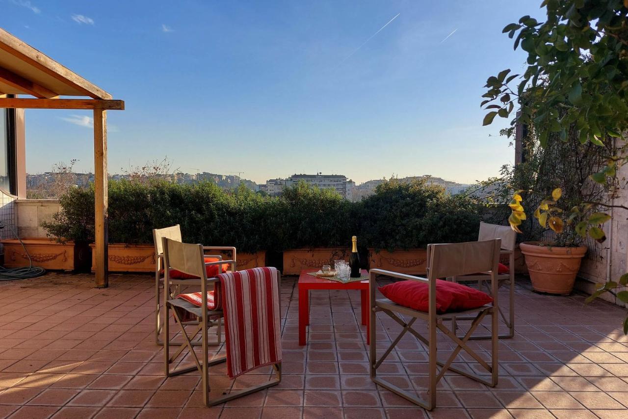 Beautiful Loft In Ponte Milvio With Terrace Lägenhet Rom Exteriör bild